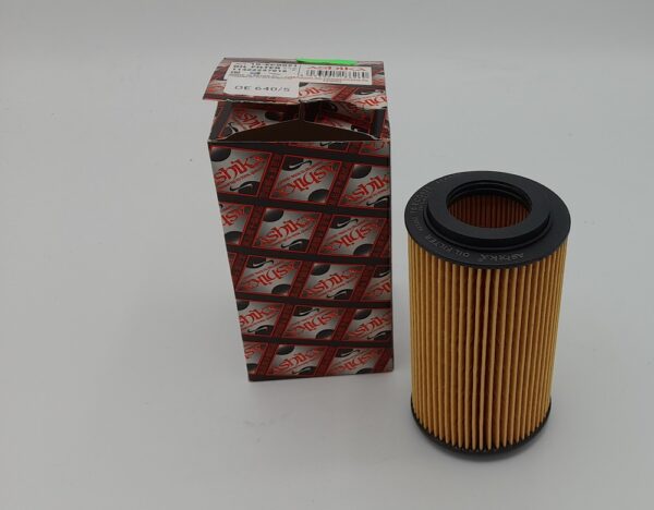 FILTR OLEJU BMW3 E46 318 D  ASIKA